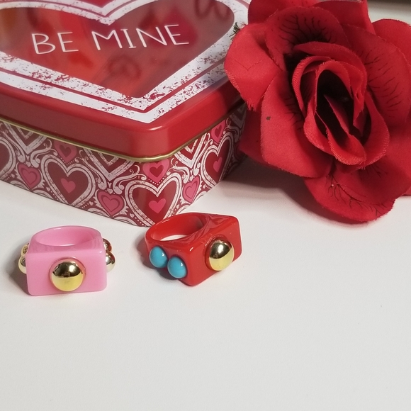 3/$30 Acrylic Geometric Shape Rings New - Picture 5 of 7